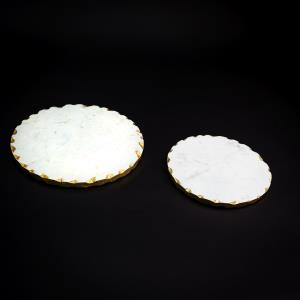 ROUND TRIVET W/ GOLD EDGE