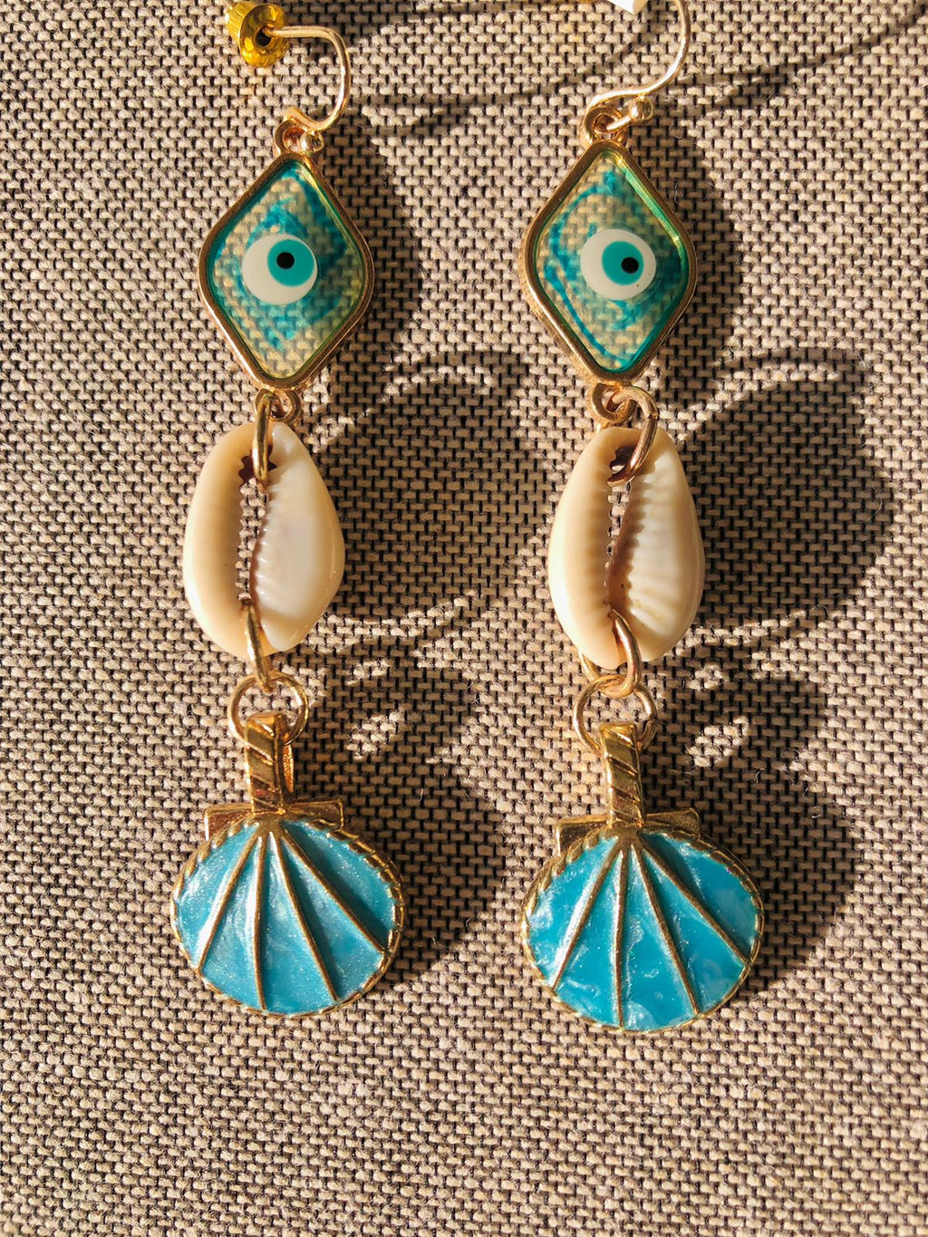 Seaside Eyes Earrings