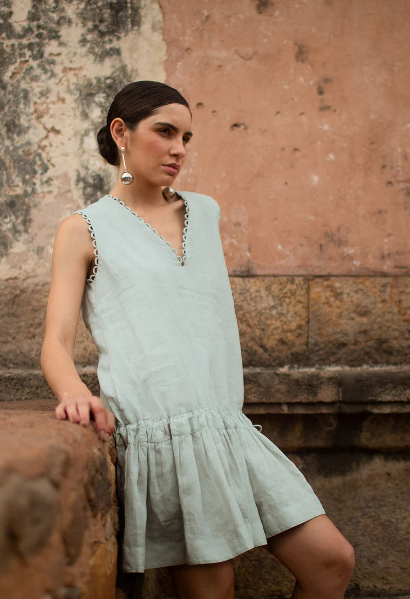 LINEN DRESS