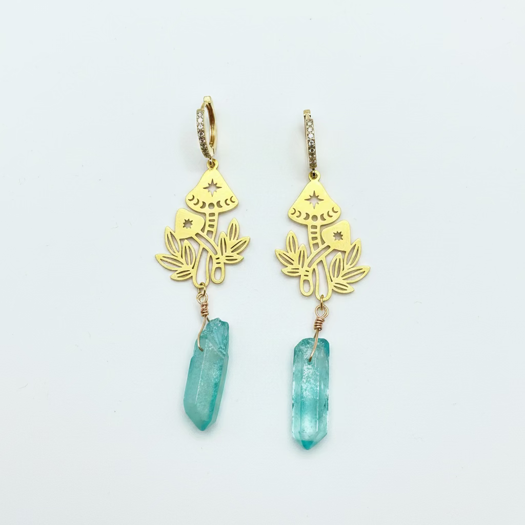 FANTASY-THEMED EARRINGS WITH A COLOURED STONE