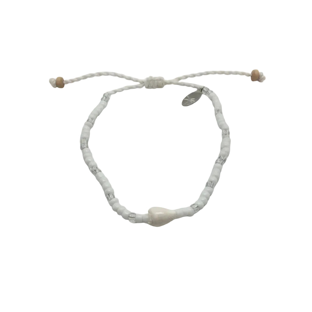 BRACELET WITH A SEASHELL