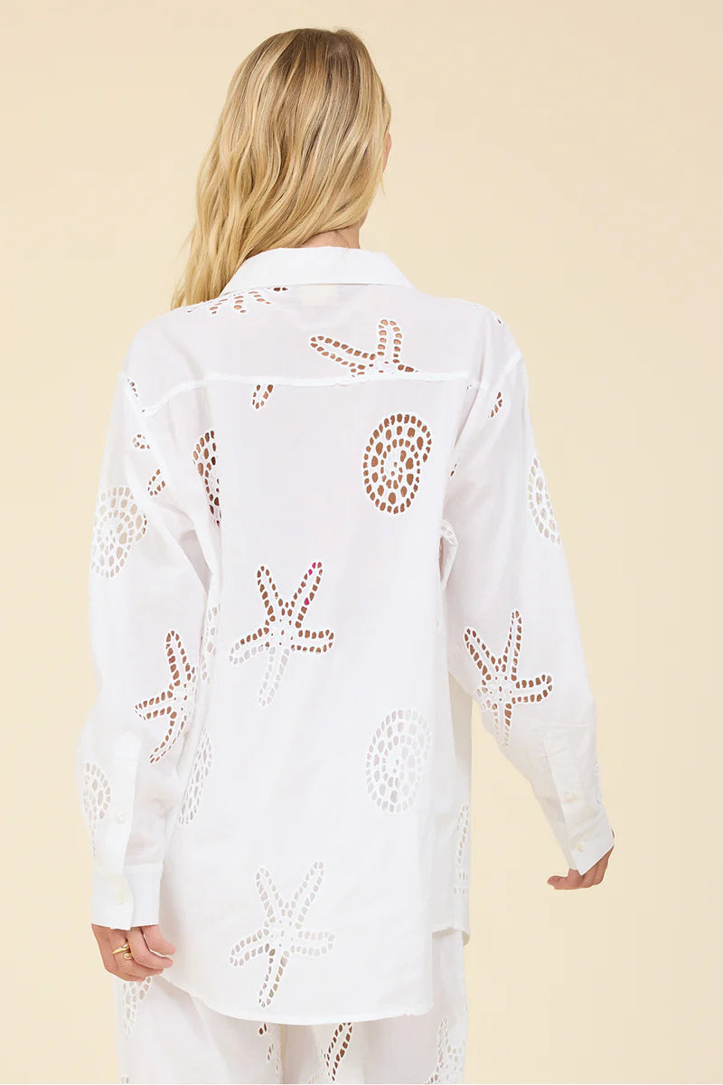 WHITE OCEAN EYELET BUTTON DOWN