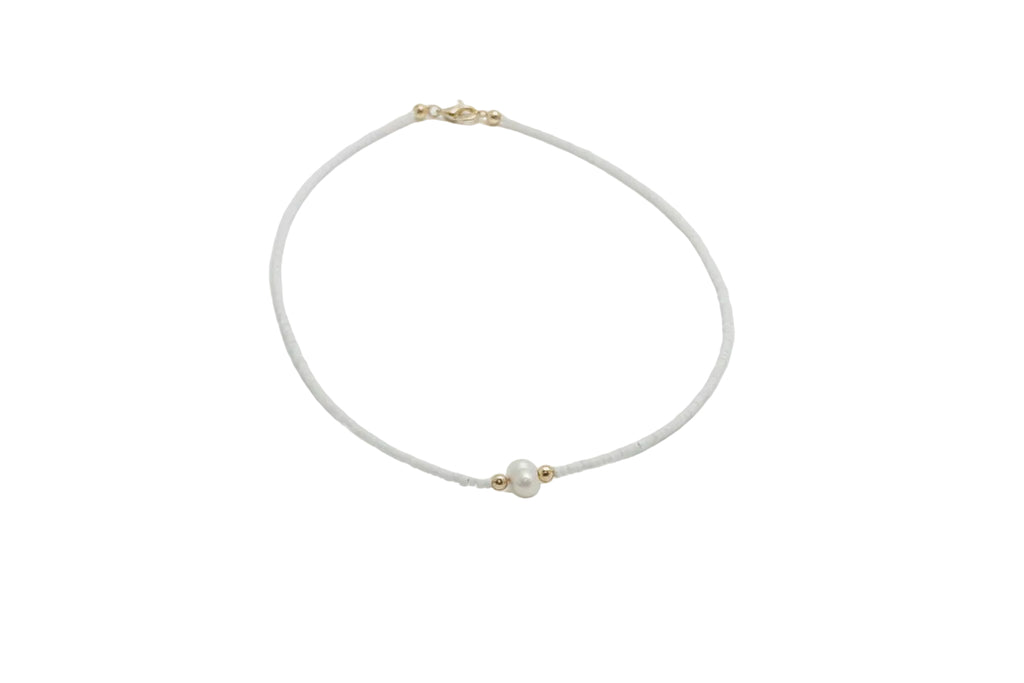 SHELL AND PEARL NECKLACE