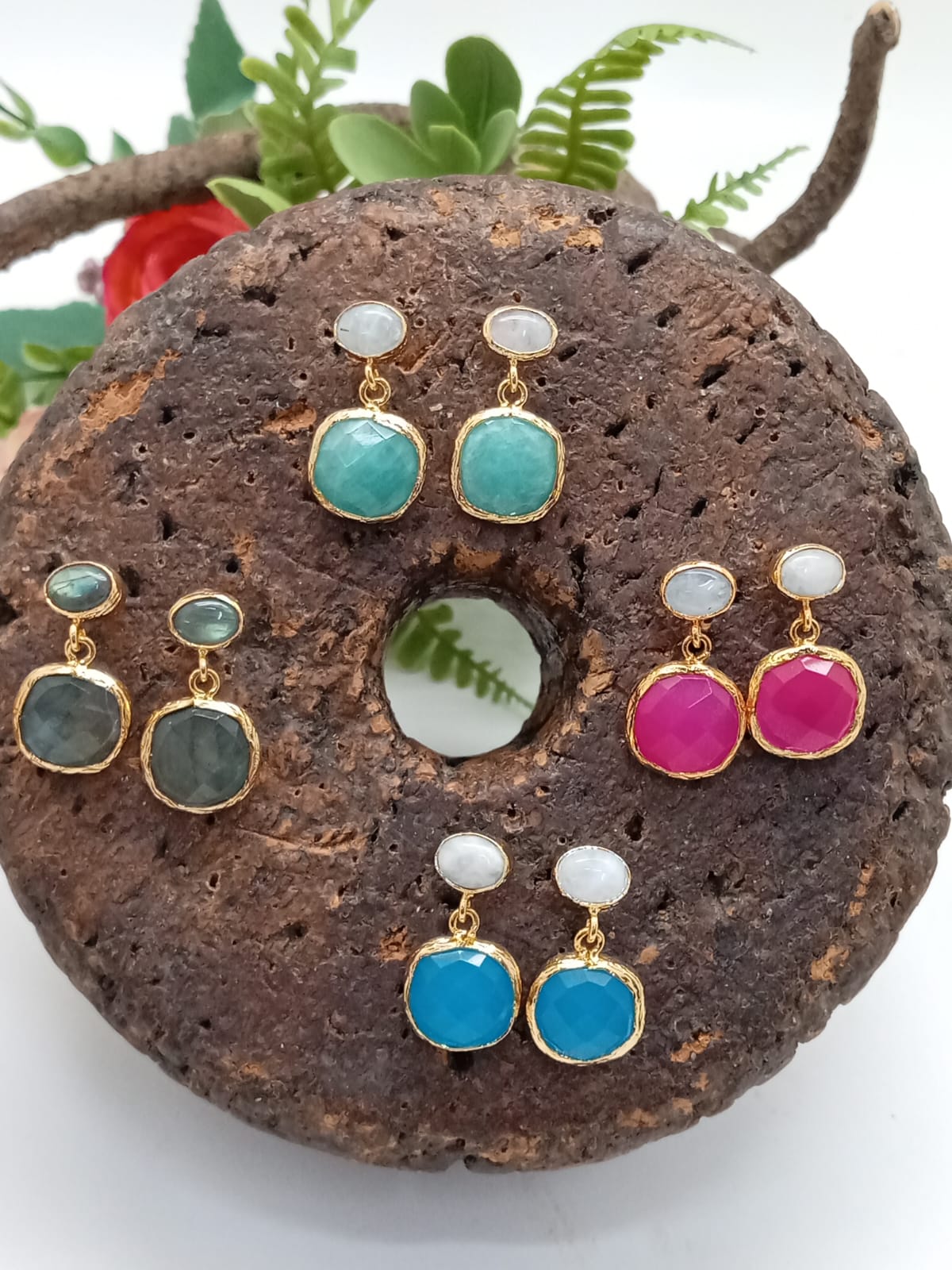 SECRET MINERAL EARRINGS