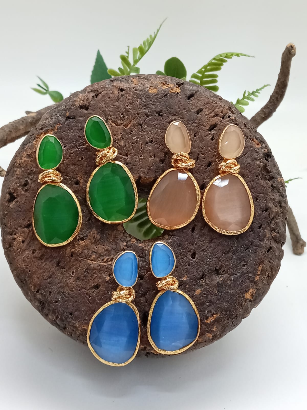 DIVINE SPARKLE EARRINGS