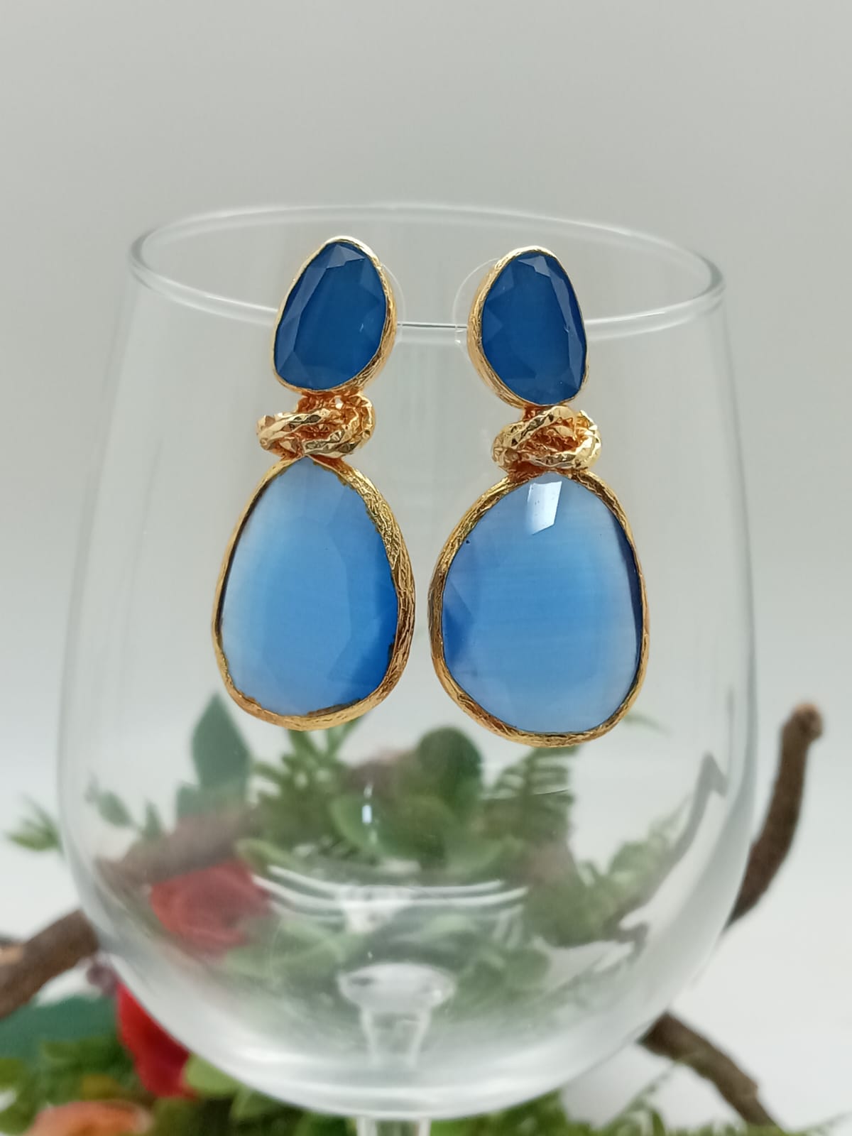 DIVINE SPARKLE EARRINGS