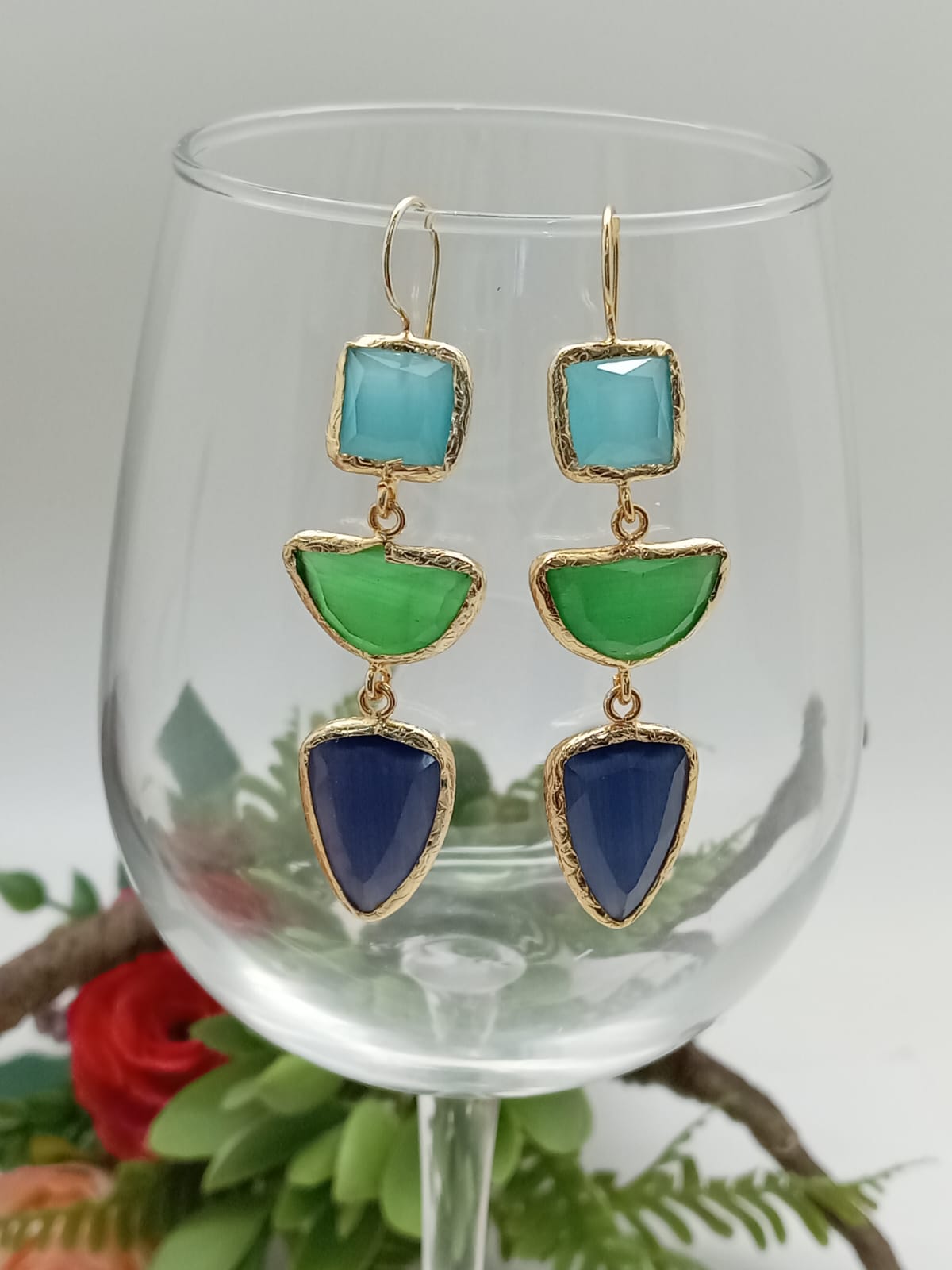 DIVINE SPARKLE SHINNY  EARRINGS