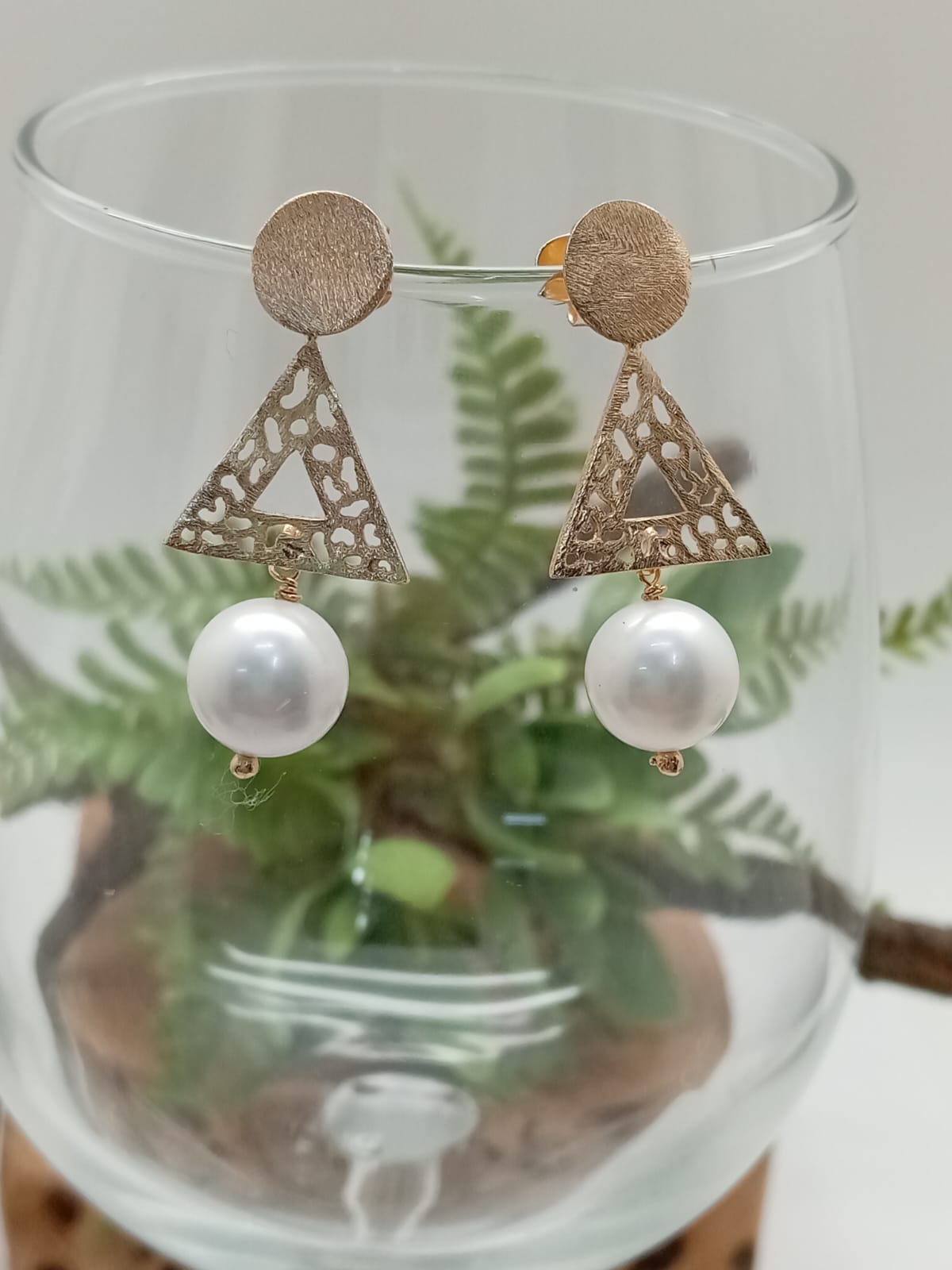 EARRING TRIANGLE GOLDEN