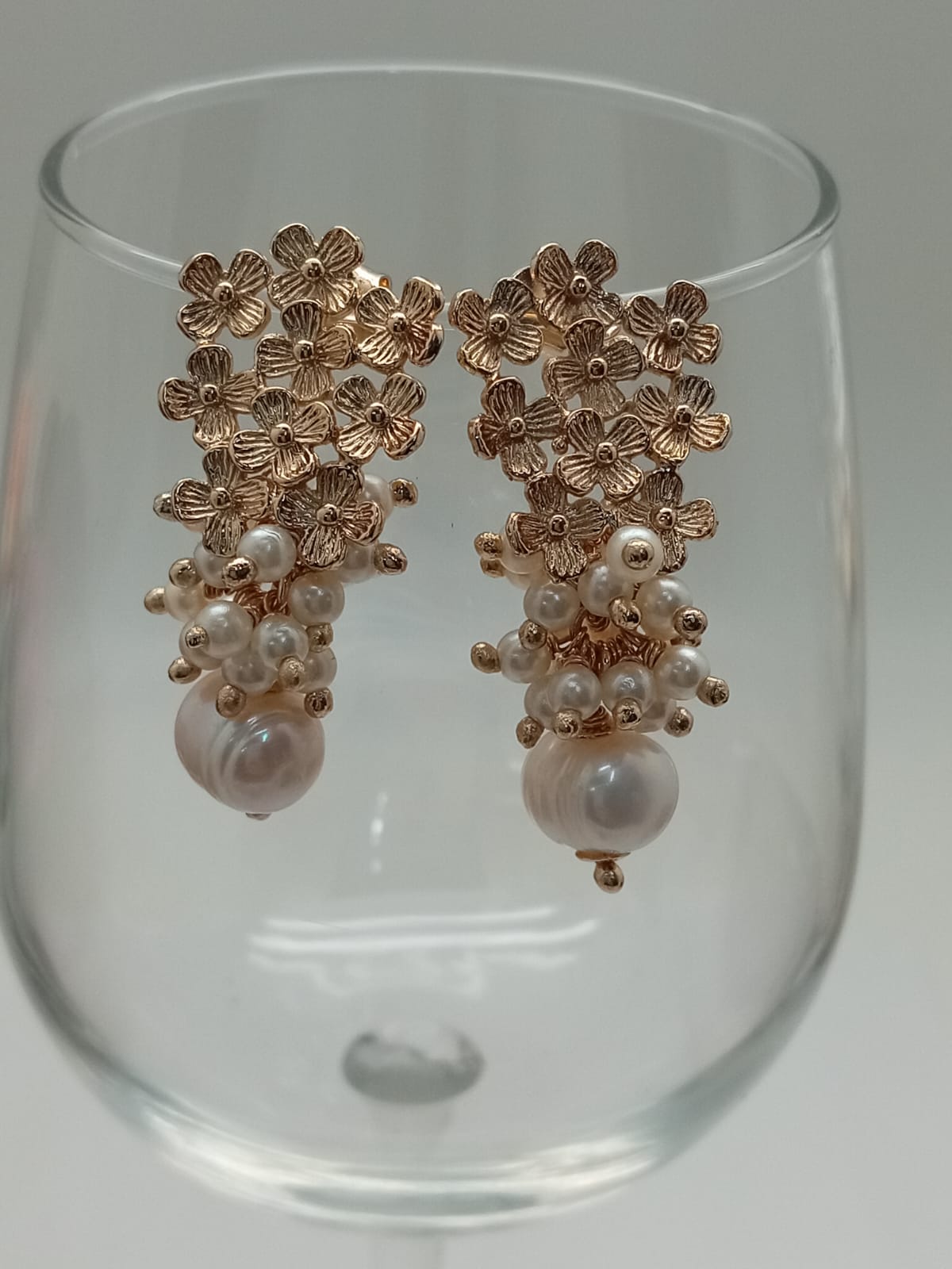 EARRING FLOWER AND PEARLS FEME