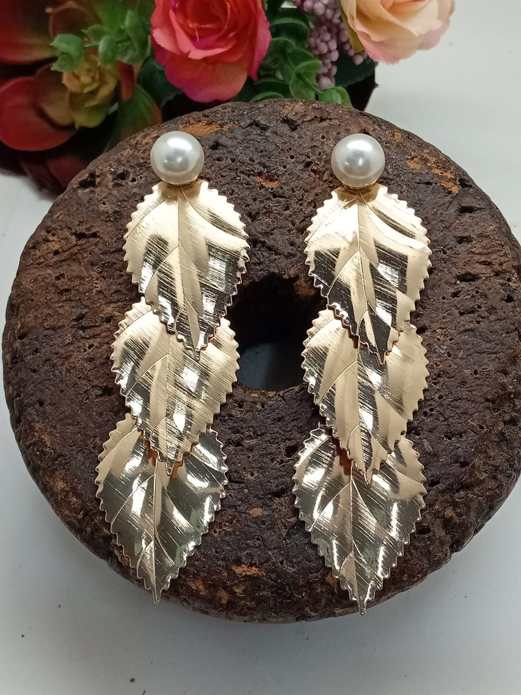 EARRINGS HOJAS DORADAS
