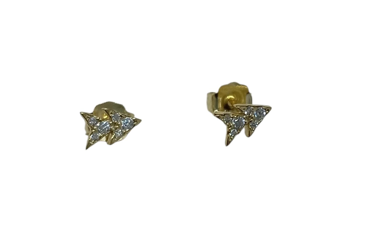 SPARKLY ARROW EARRINGS