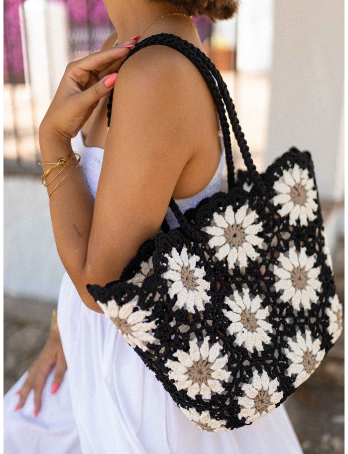 HAND KNITTED CROCHET DAISY TOTE  BAG
